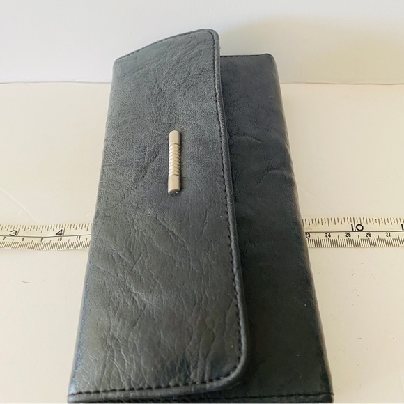 Wallet grey large card holder change purse great condition snap closure - Picture 10 of 12
